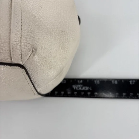 Coach Shoulder Bag Pebble Tote C1454 Maya Pebble Leather Chalk / Gold - Picture 8 of 15